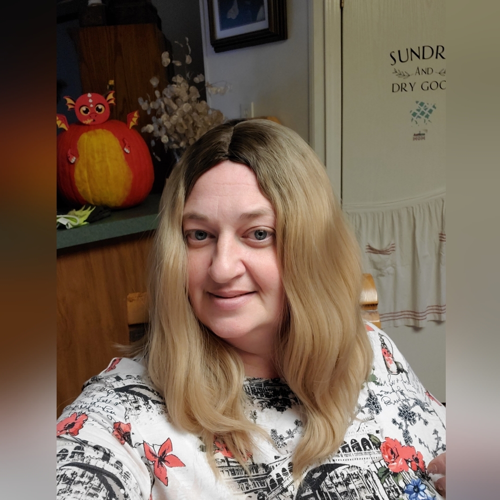 Ombre Med blonde to light blonde bob gentle waves wig 15" Synthetic hair